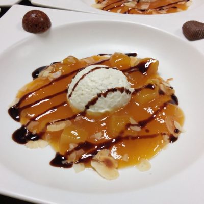 Mango-Pfirsich mit Macarponecreme