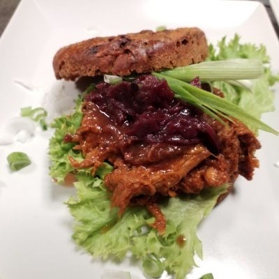 Wildschwein Pulled Pork mit Rotkraut