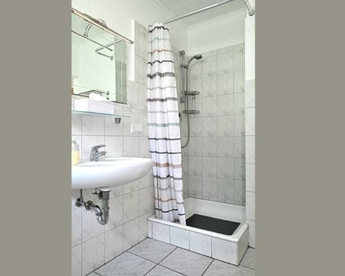 appartment8-dusche