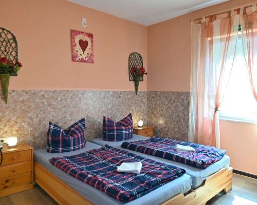 doppelzimmer1-doppelbett