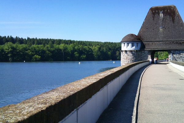 mohnesee-gfeb9d755d_1280